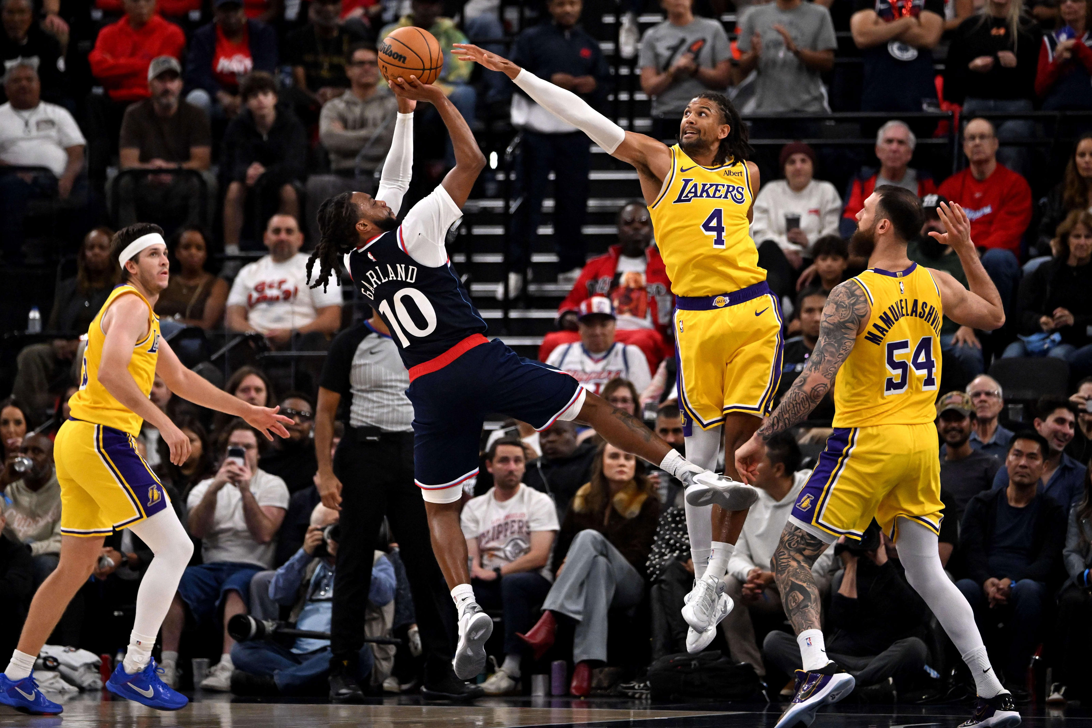 Player grades: Lakers vs. Clippers