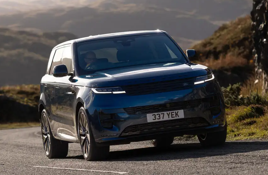 Range Rover’s bold new sport brings 542-HP muscle but the biggest ...