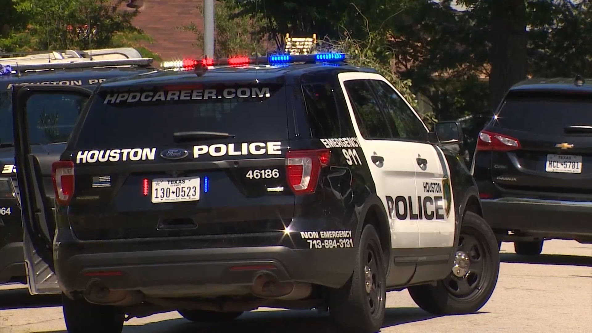 How often do Houston police transfer people to ICE? New numbers reveal ...