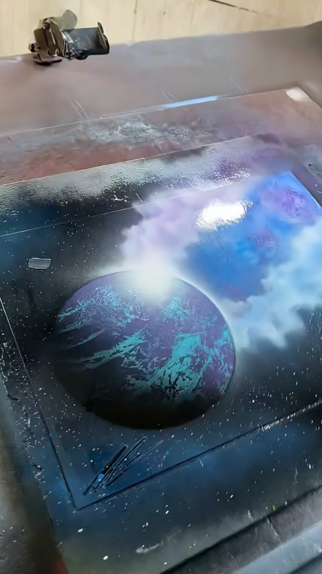 Creating spray paint art with creative color combinations