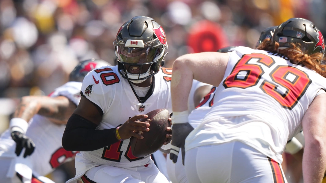 Buccaneers shuffle quarterback and running back roles