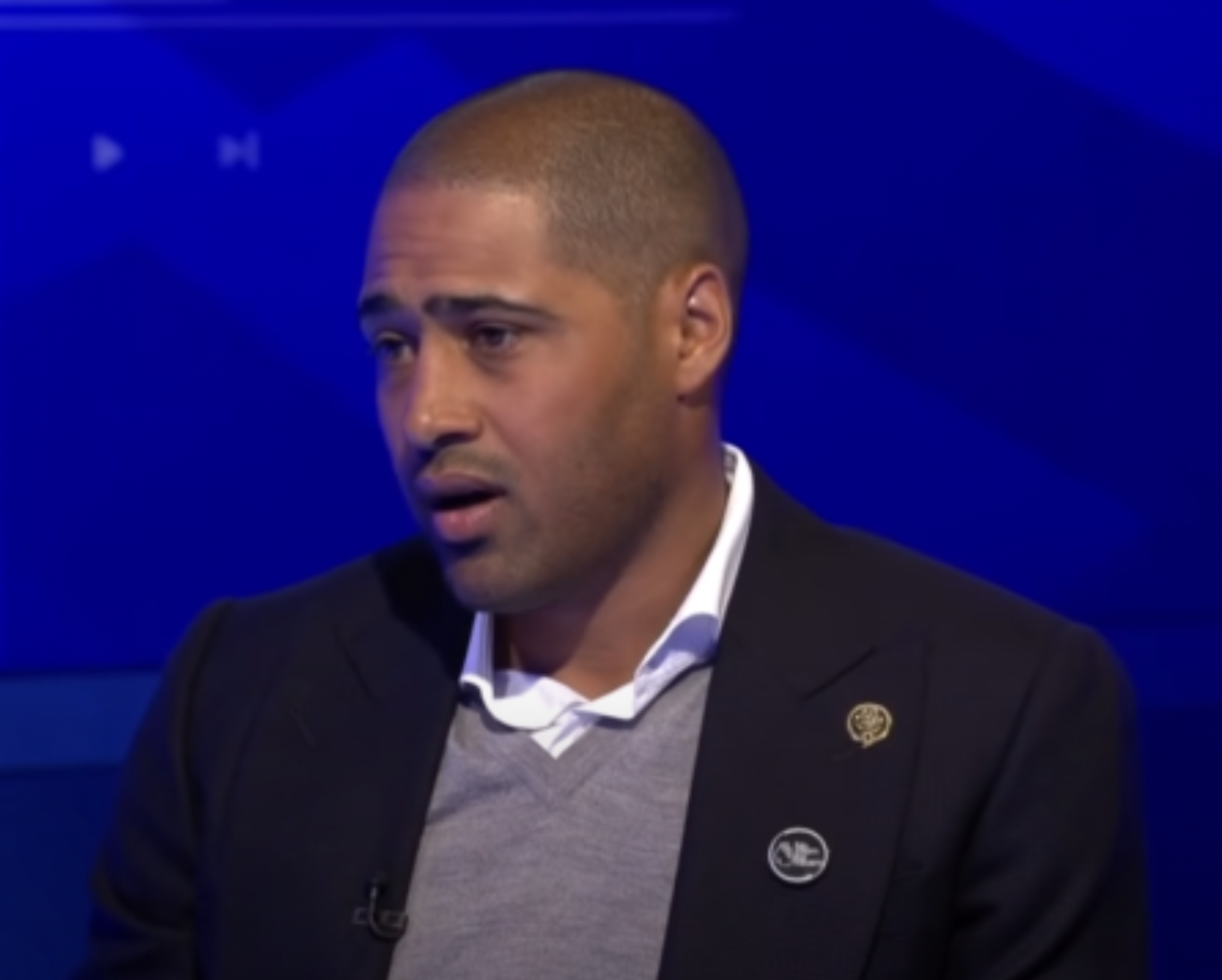 Glen Johnson tells Alex Scott to choose Liverpool over Chelsea