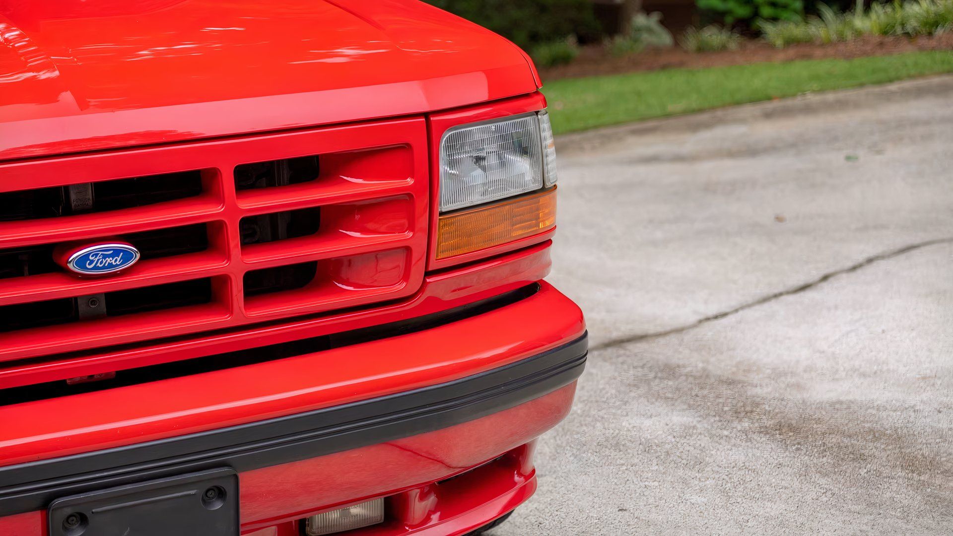 The Ford muscle truck that matched Chevy's 454 big-block with 1.6 fewer ...