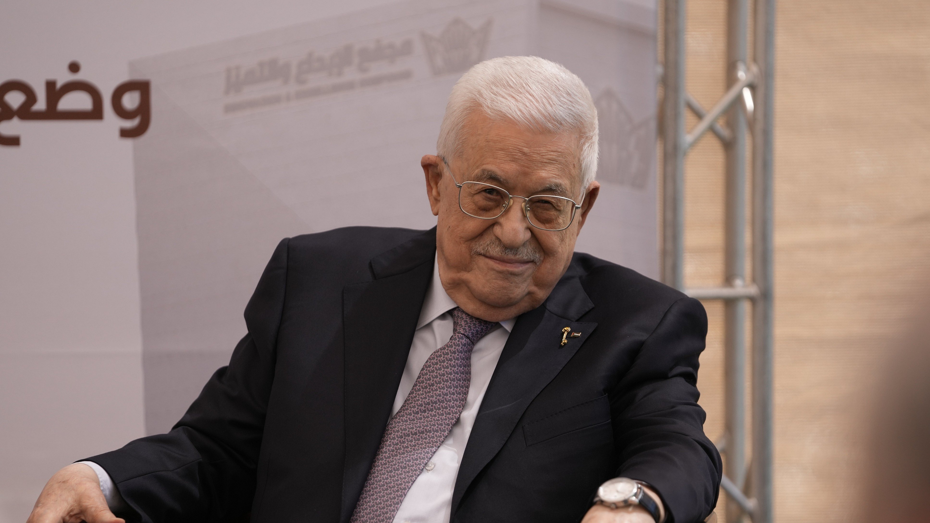 Palestinian president says hopes for peace talks with new Israeli ...