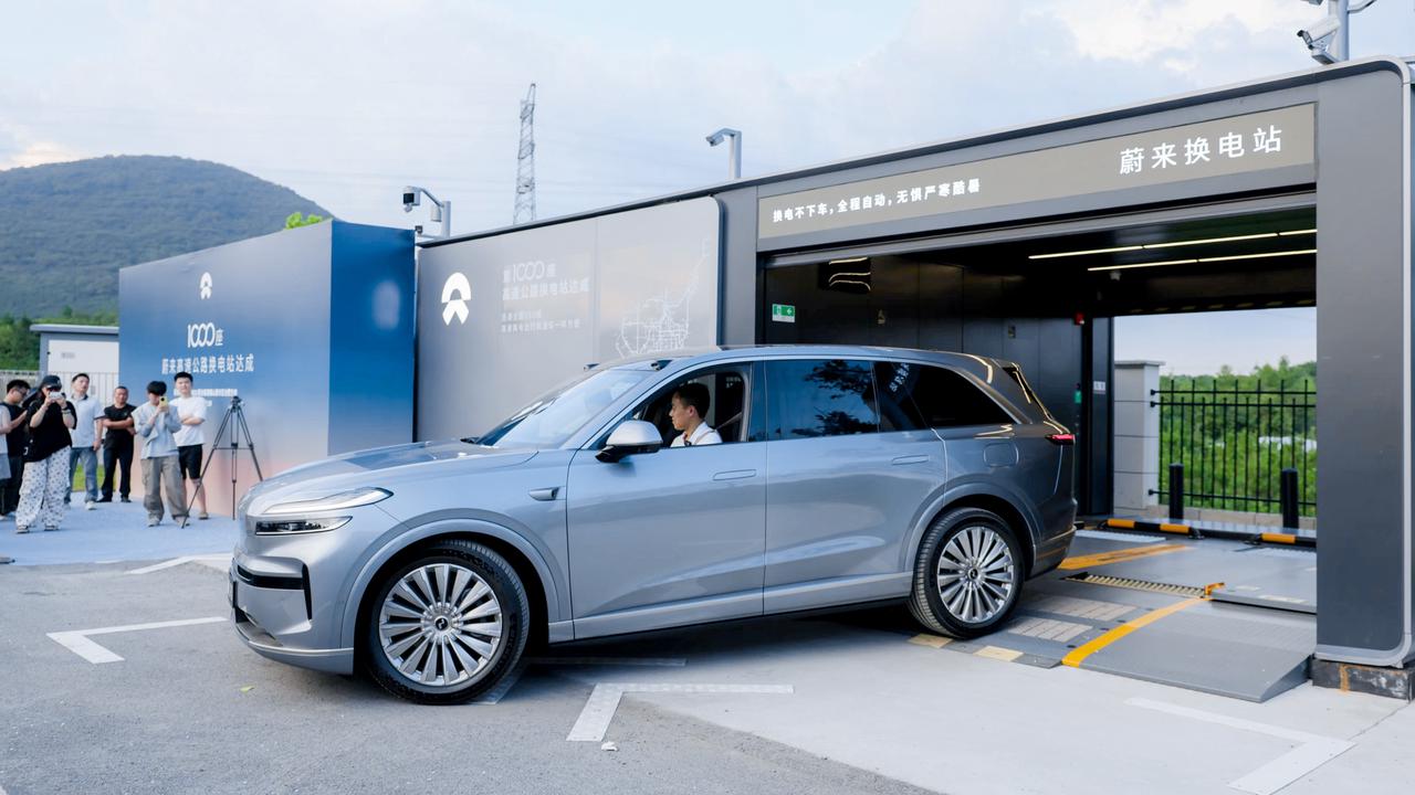 Nio's premium deliveries are surging. Is this warning sign getting ...