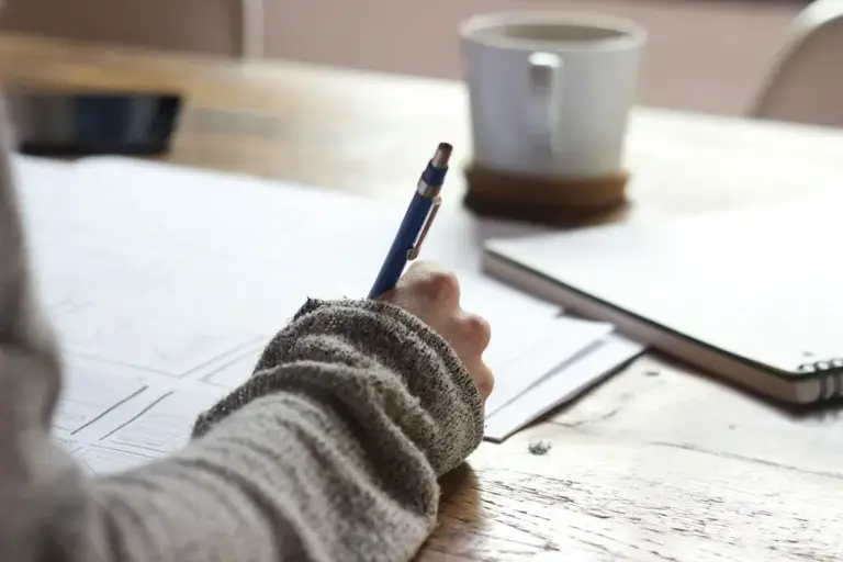 3 daily writing routines used by well-known novelists