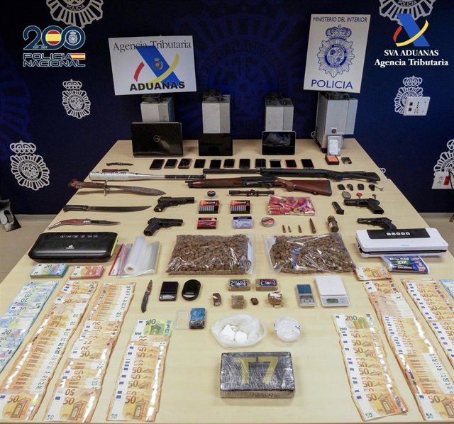 Siete detenidos, uno abogado, al caer una red de drogas con ...