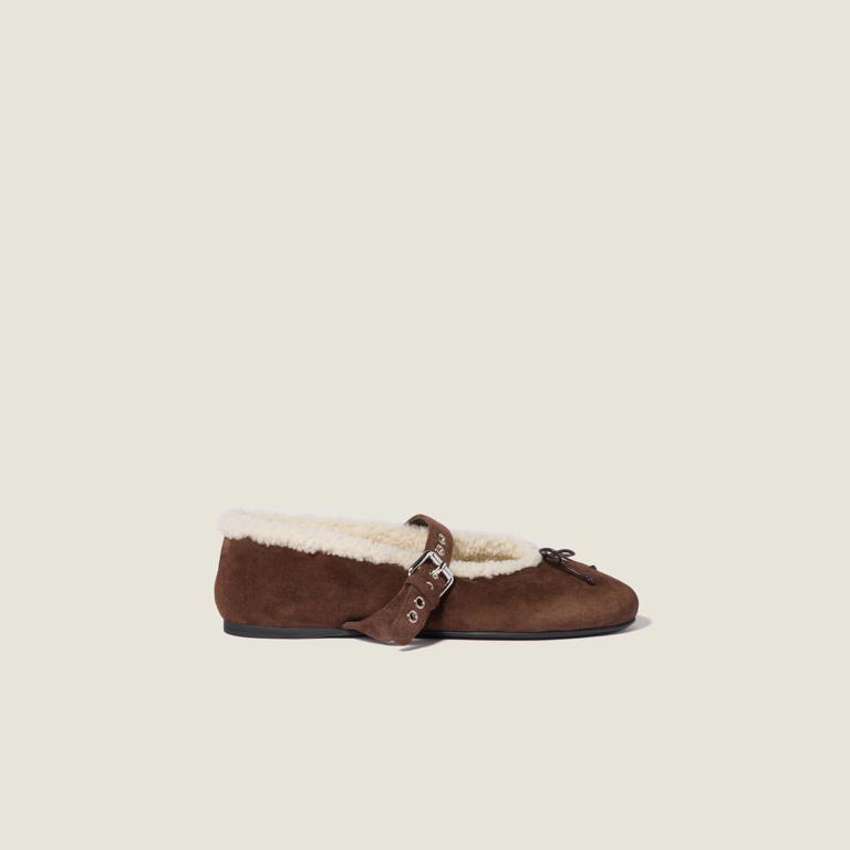 Ces ballerines en shearling tout-confort vont vite devenir vos ...