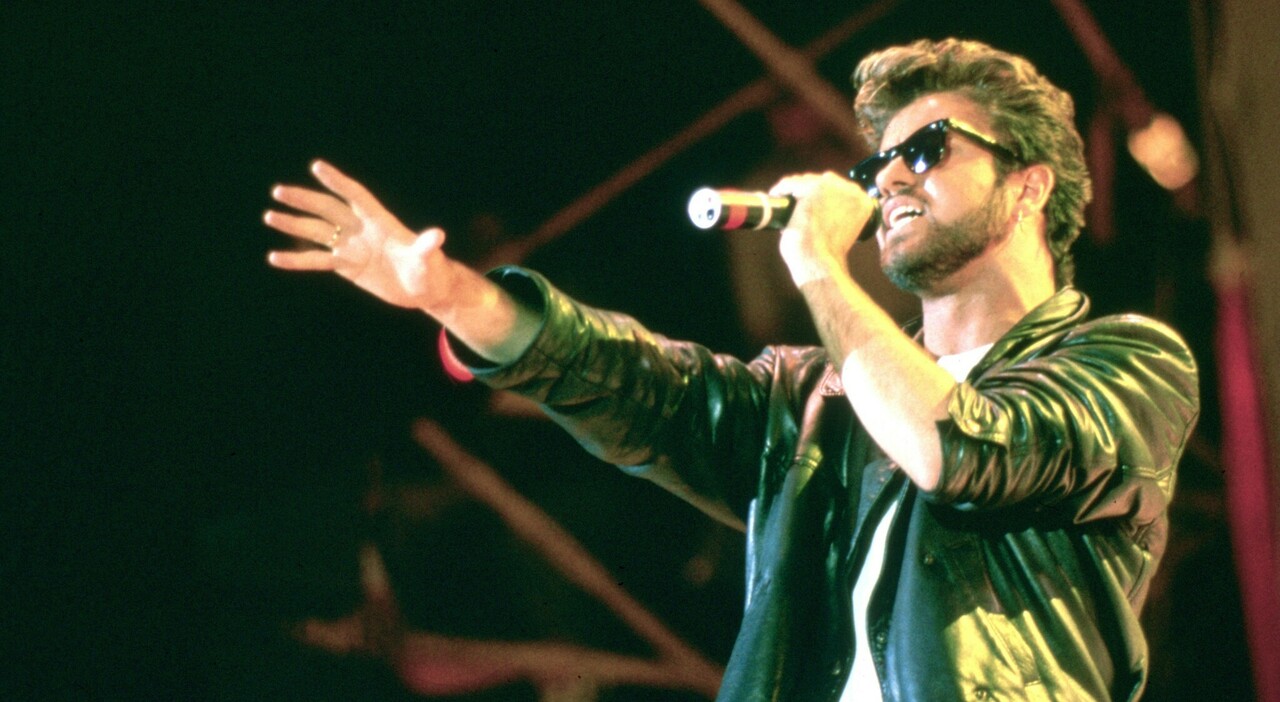 George Michael, all'asta i cimeli del cantante: dalla chitarra di Faith ...
