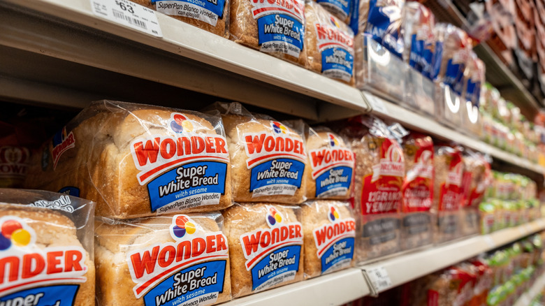We had pro chefs pick their top store-bought bread brand