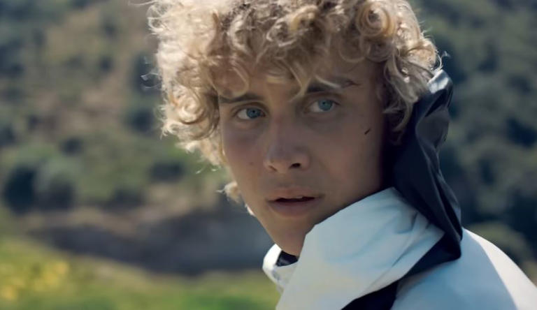 Hold tight to their misconceptions — Maya Hawke refuses to correct what ...