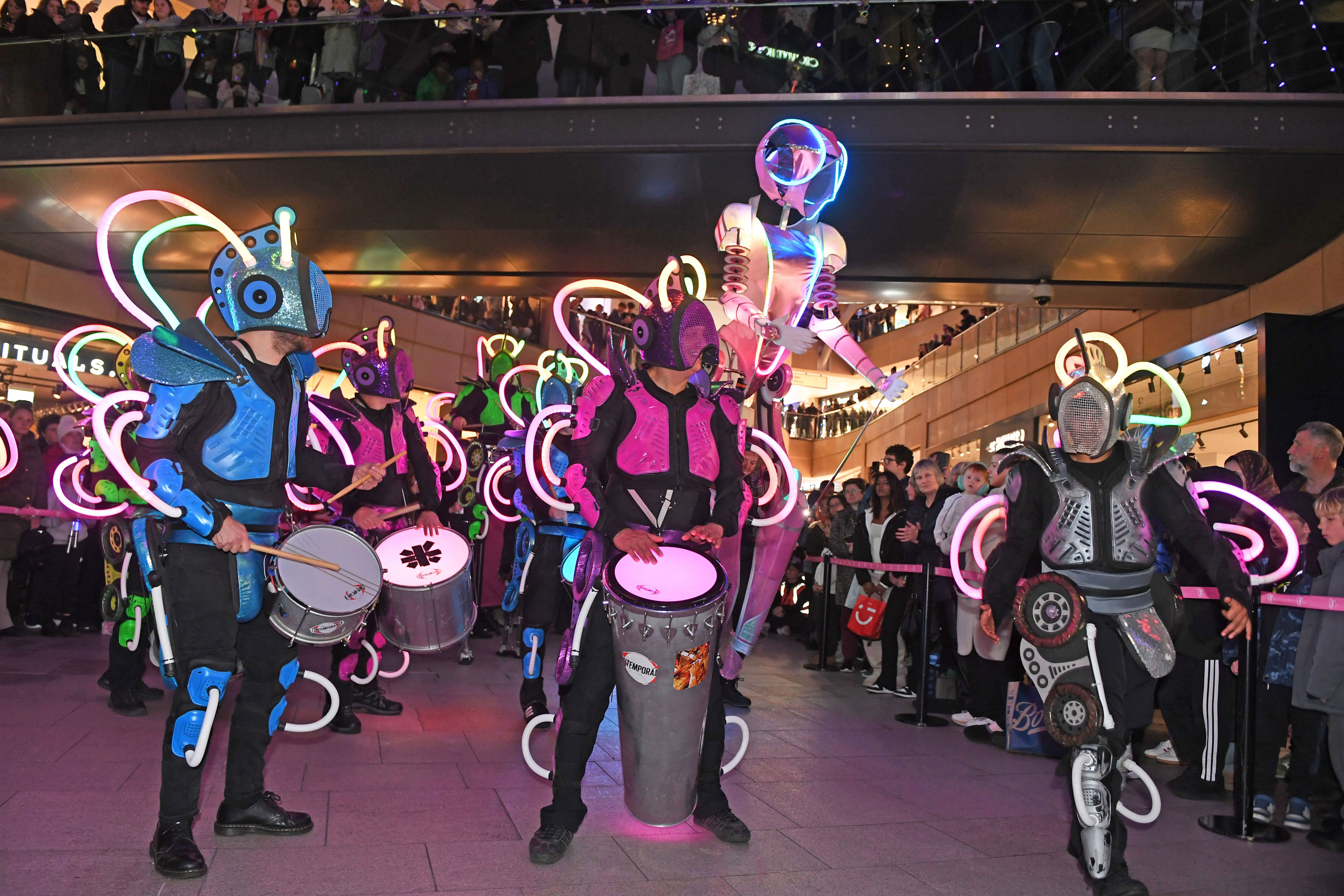 Light Night 2026: Spectacular pictures as Leeds is transformed