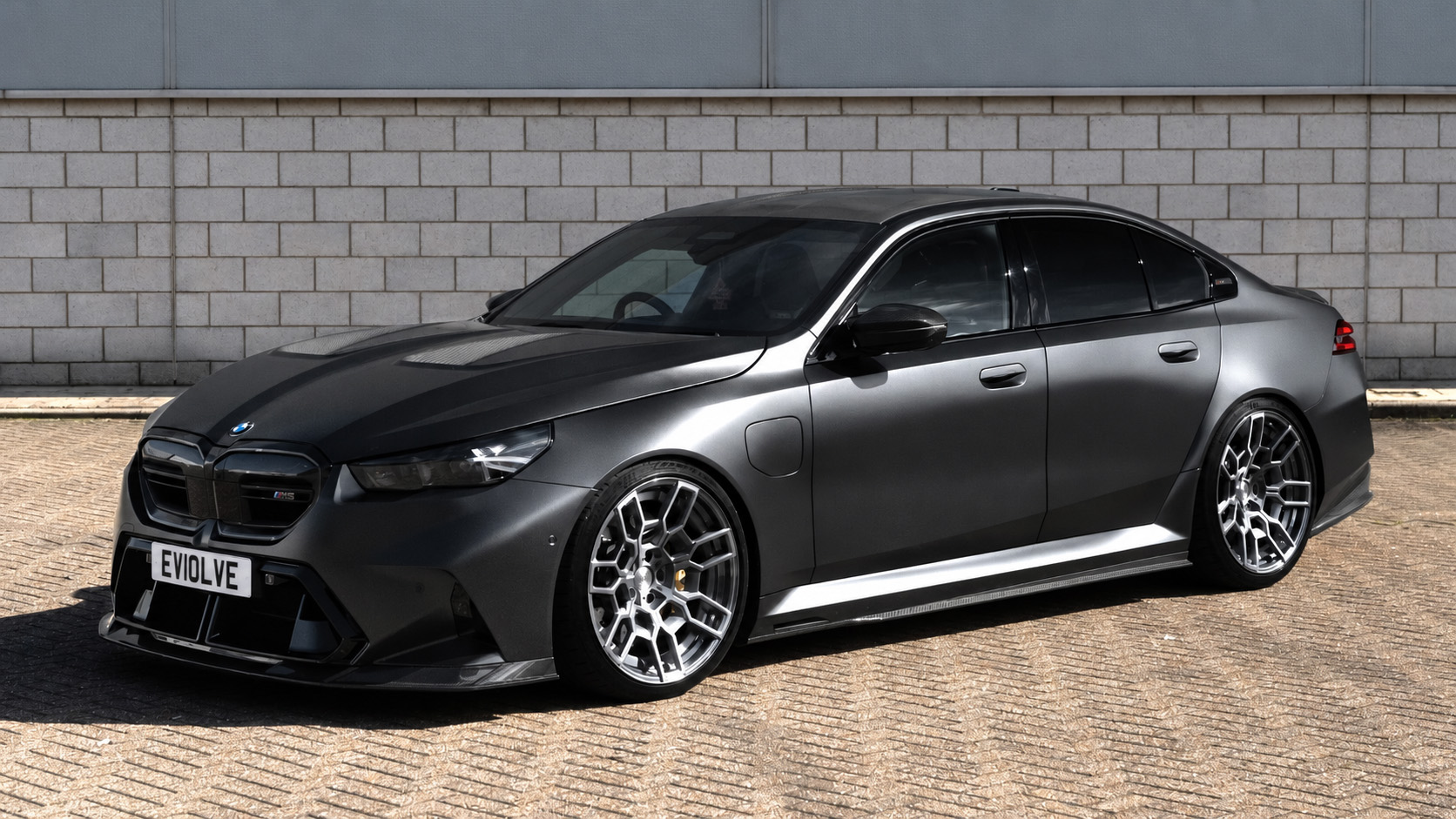 1000HP BMW M5 Upgrades Full To Carbon Fiber Kit