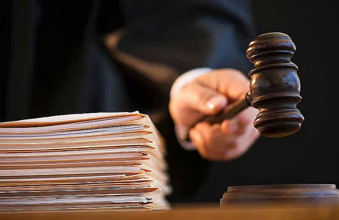 UAE's CMA warns investors against dealing with unlicensed entities
