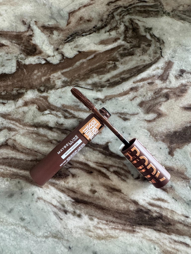 This £13 mascara swap is the secret to making your eye colour pop