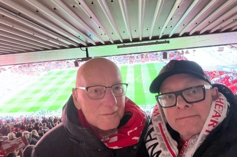 Leicester man to run to Anfield as 'hero' dad nears the end of cancer ...