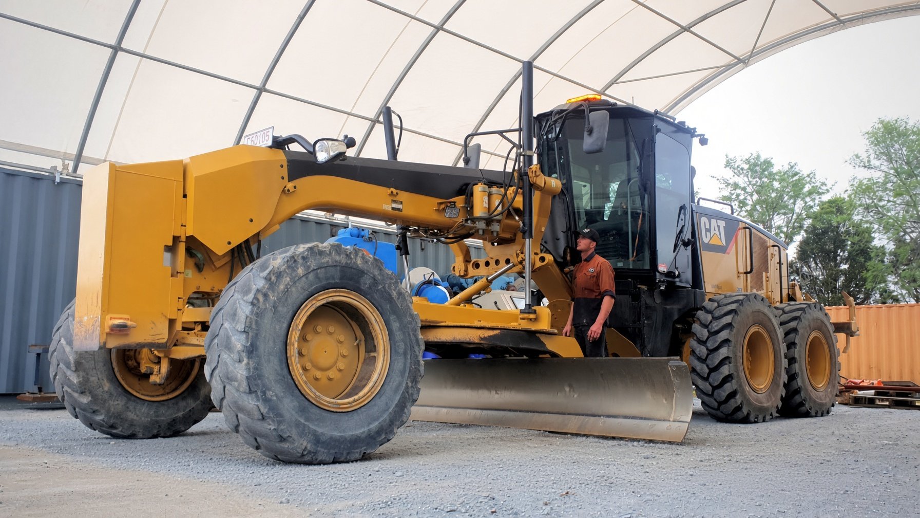 CAT 140M gets urgent workshop care