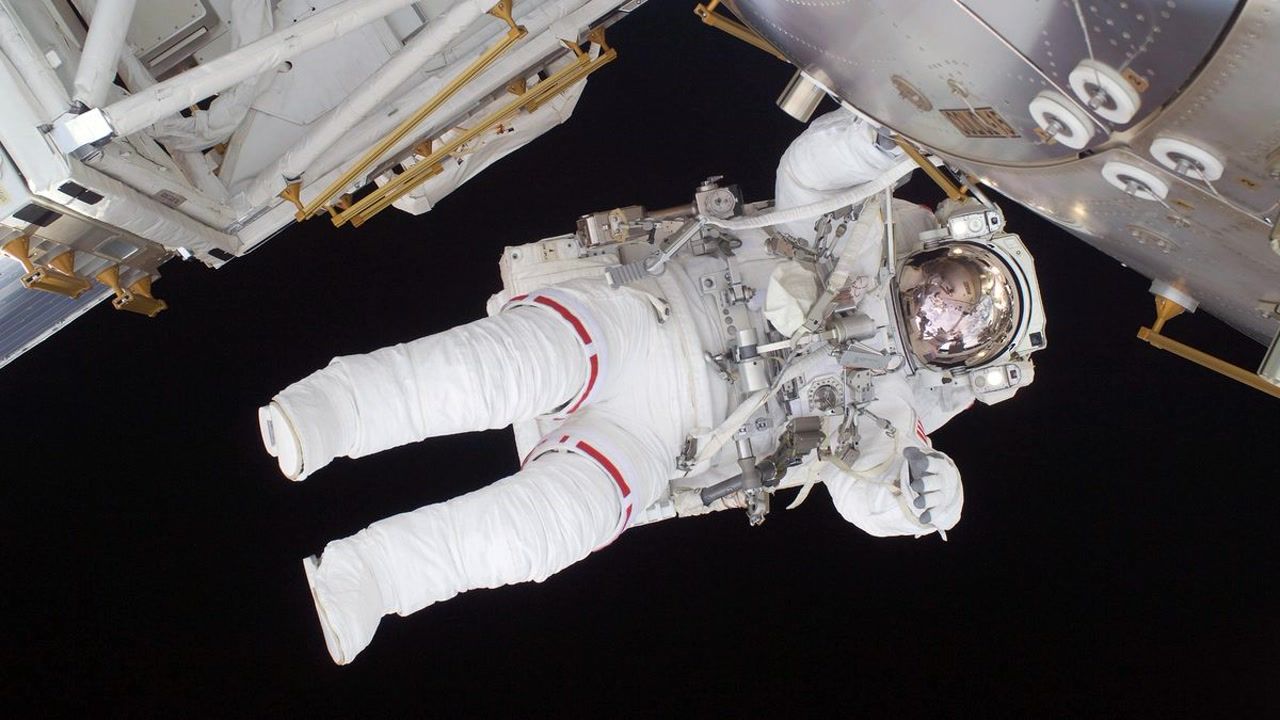 NASA spacewalk live: Watch as astronauts step out of ISS for seven-hour ...