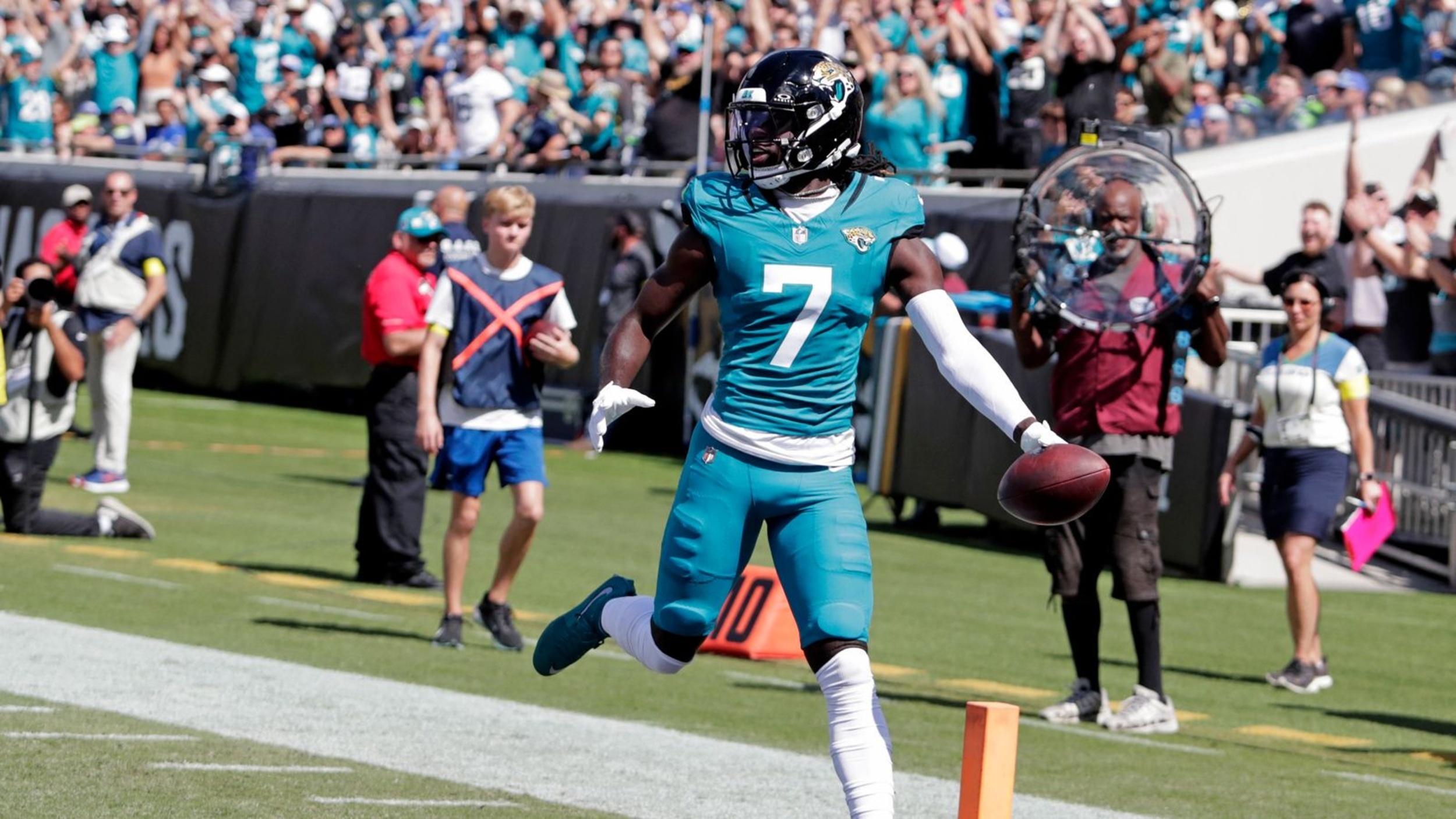 Steelers' Brian Thomas Jr trade buzz raises an uncomfortable question ...