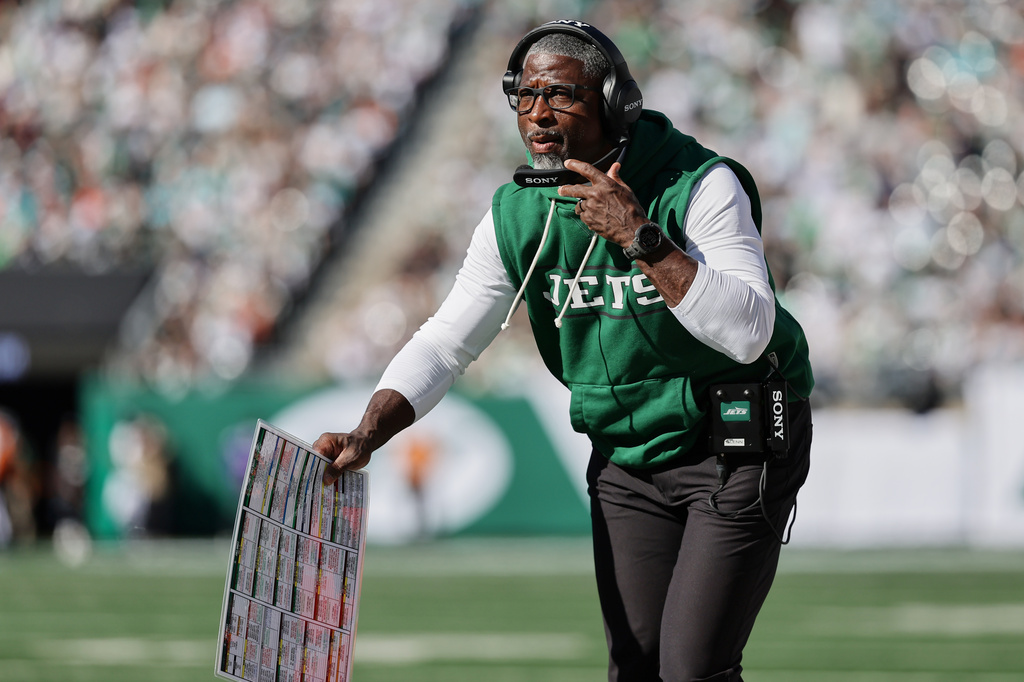 Raiders and Jets will try to stop struggles and quiet some outside ...