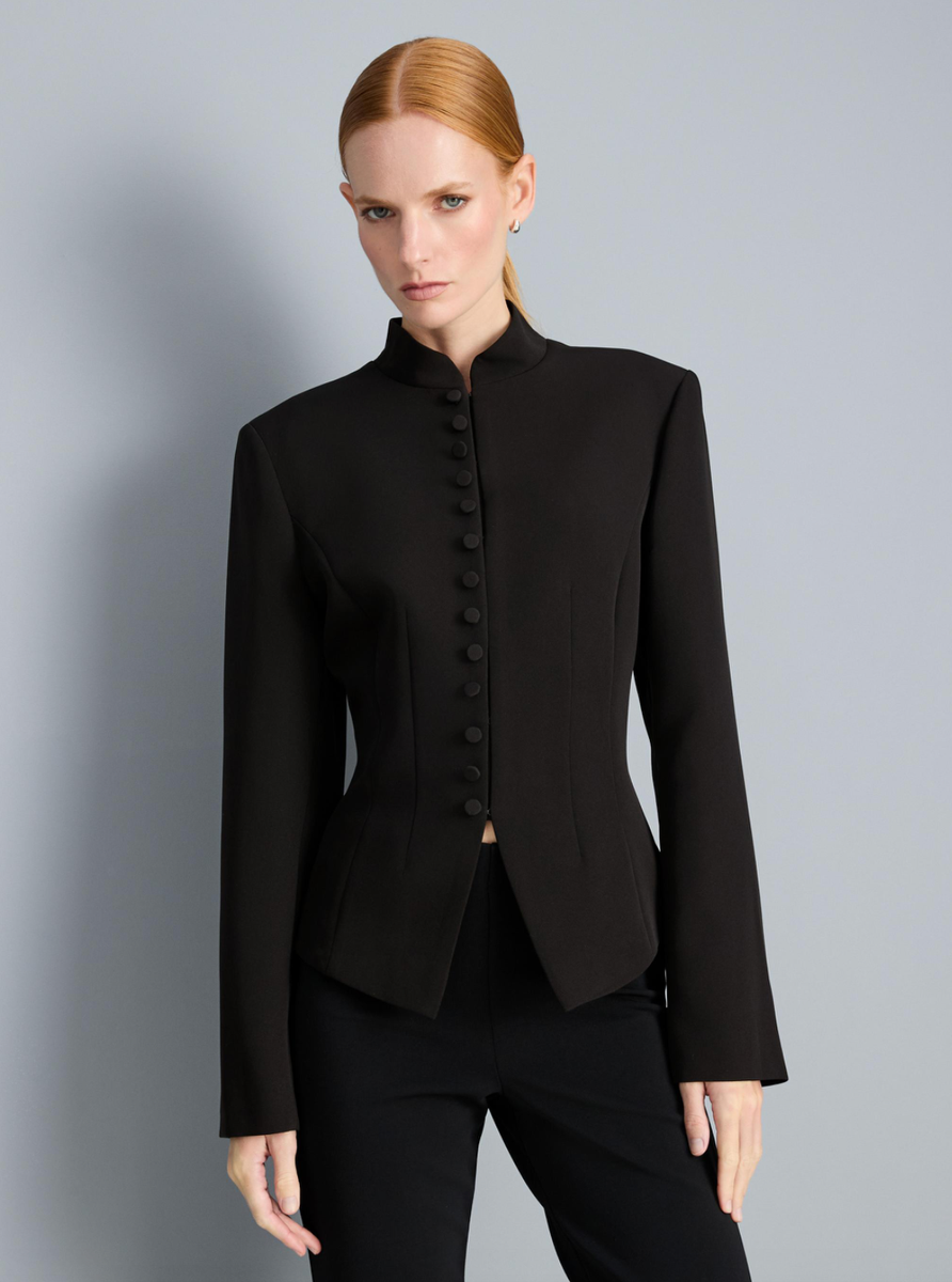 Primark's sleek form-fitting jacket has serious fashion energy and ...