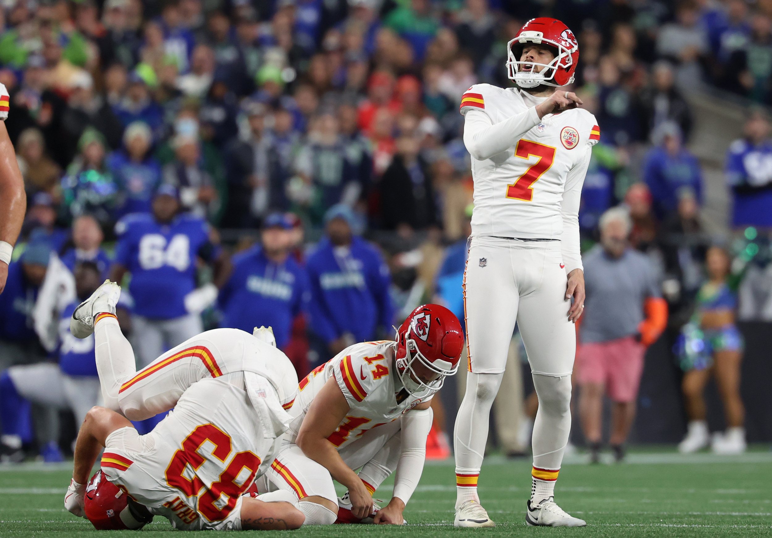 Harrison Butker getting tips from Justin Tucker while keeping Chiefs ...