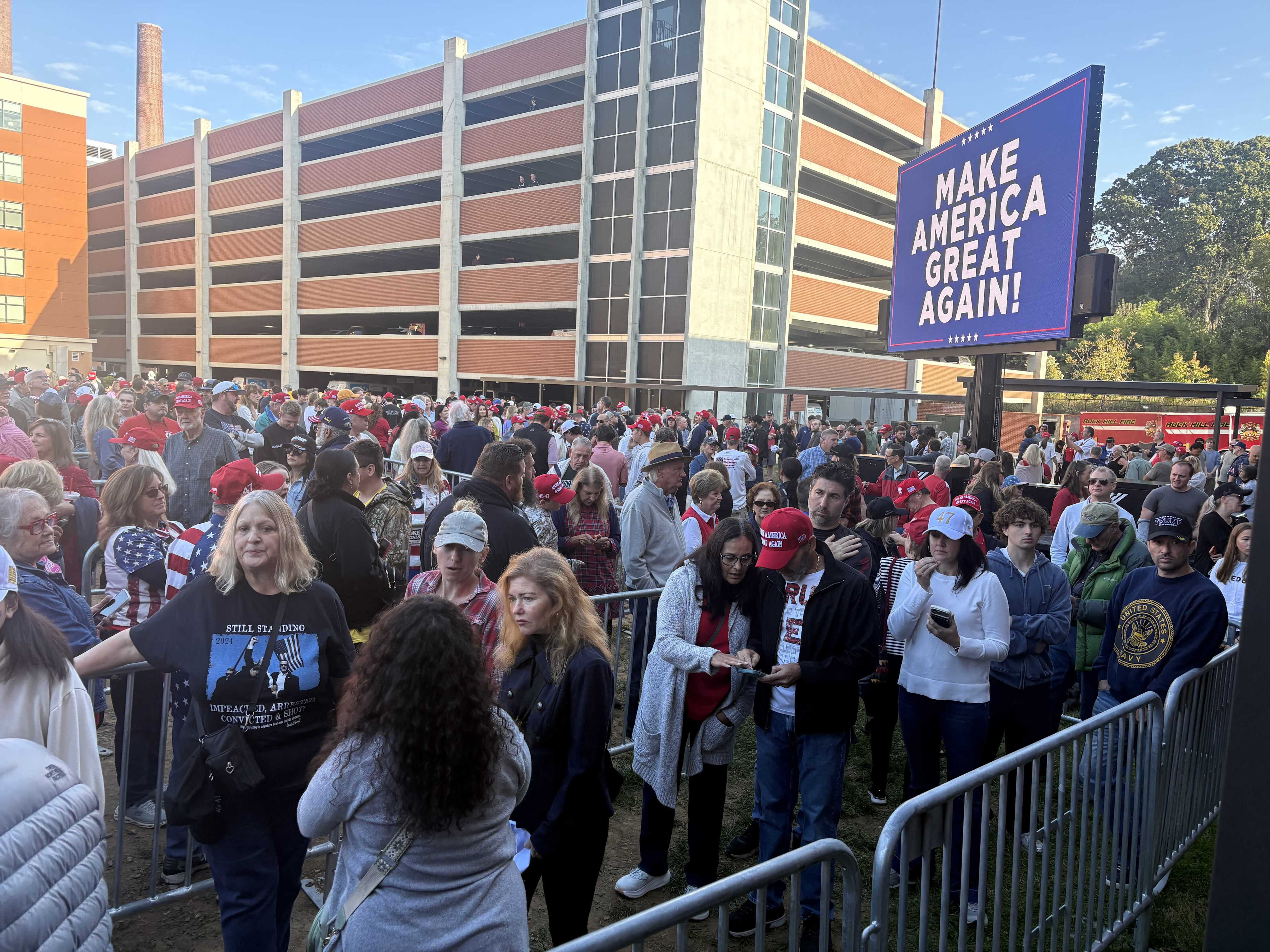 Live: President Trump returned to SC with Rock Hill rally Thursday