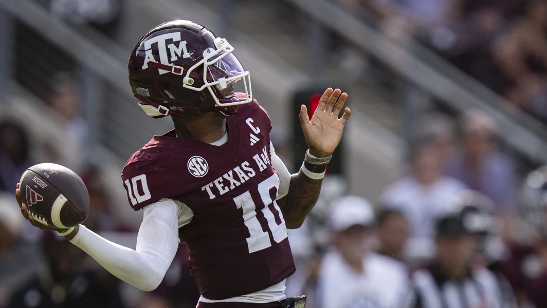 Elko sticks with Reed as Aggies' starter despite struggles