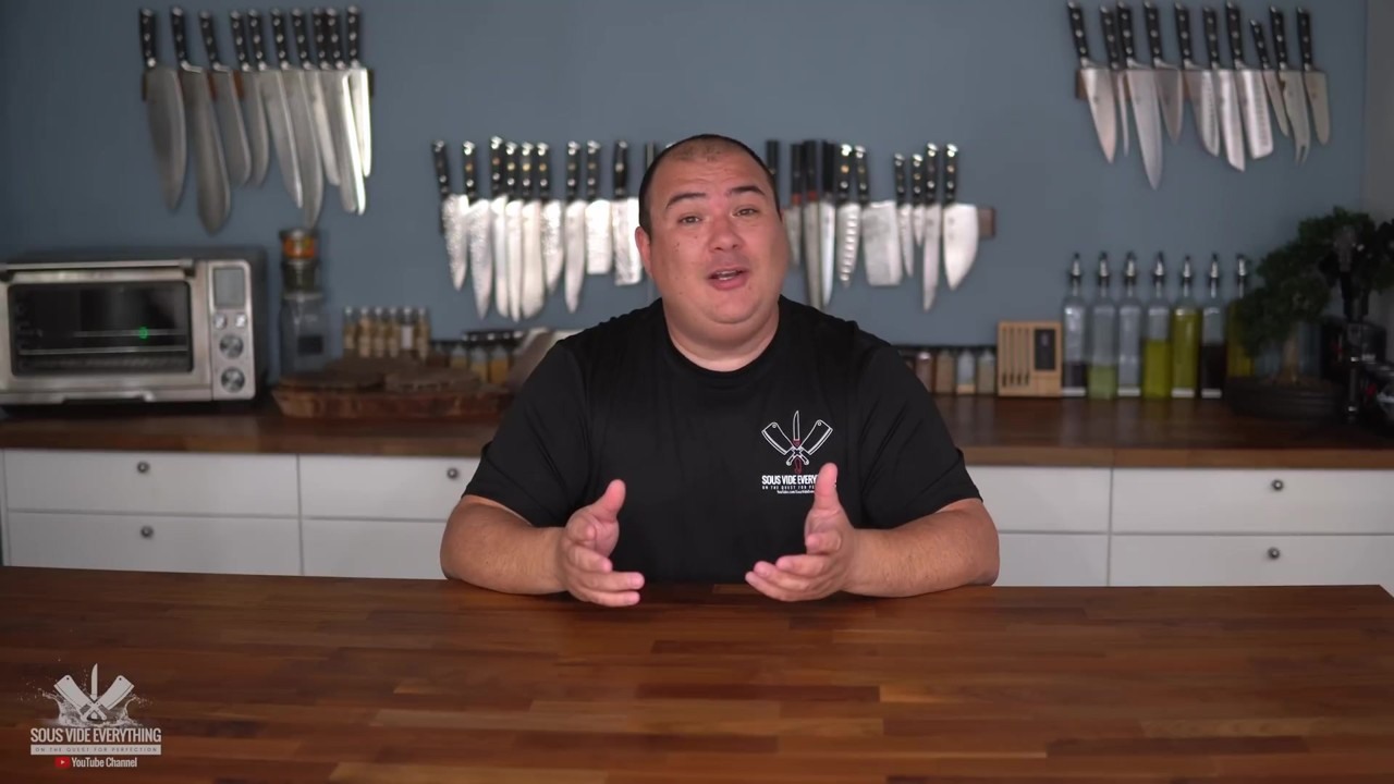 Sous vide Korean BBQ short ribs for a sandwich