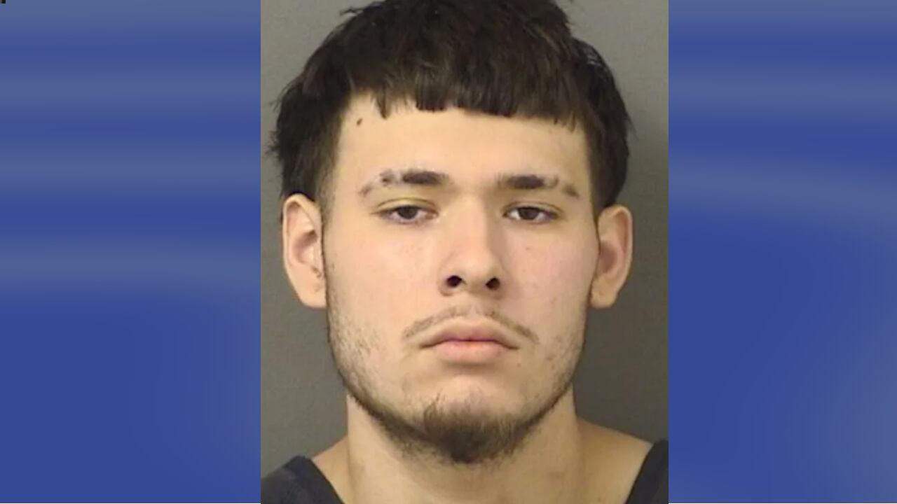 Cellphone in man’s pocket blocks bullet during attempted robbery