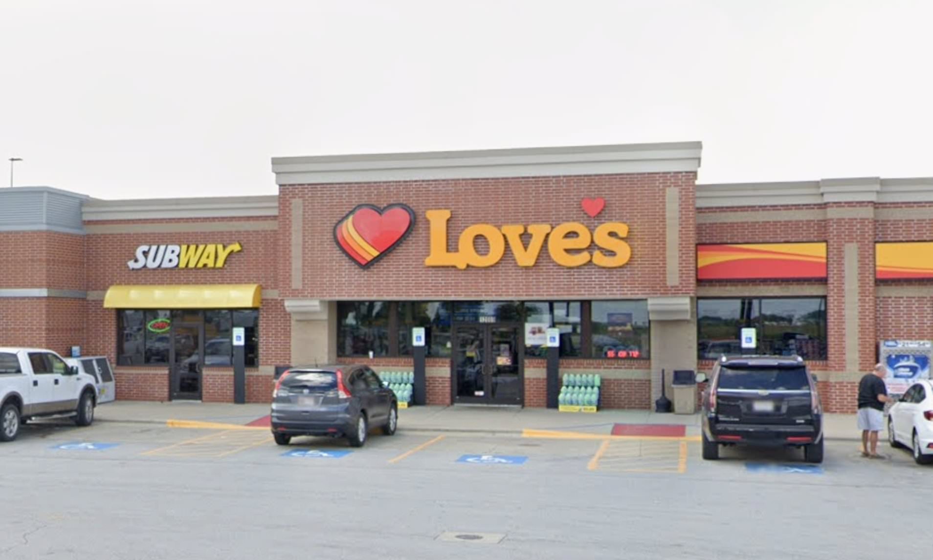 Mom accused of abandoning four-year-old girl at truck stop