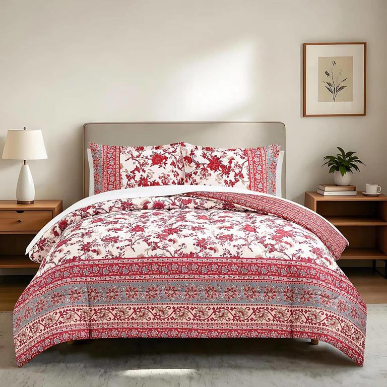 Macy's $28 heirloom-inspired reversible comforter set flips from ...
