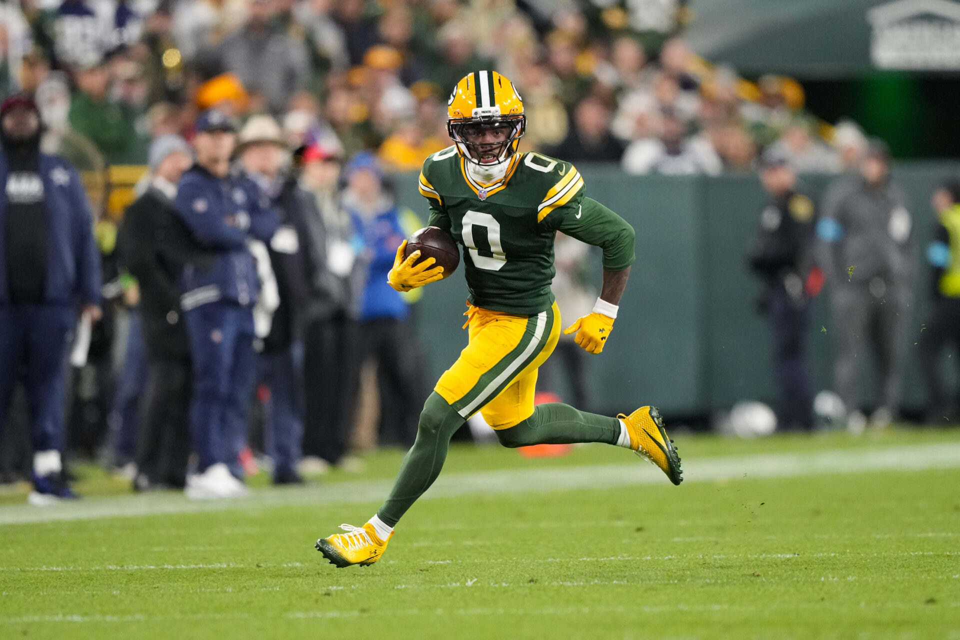 Is Matthew Golden playing tonight? Injury update, fantasy advice for Week 8