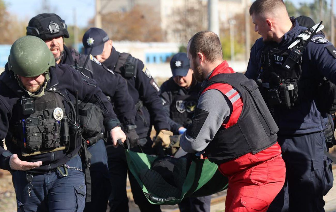 Russian drone hits Dnipro-Zaporizhzhia train at station, killing 13