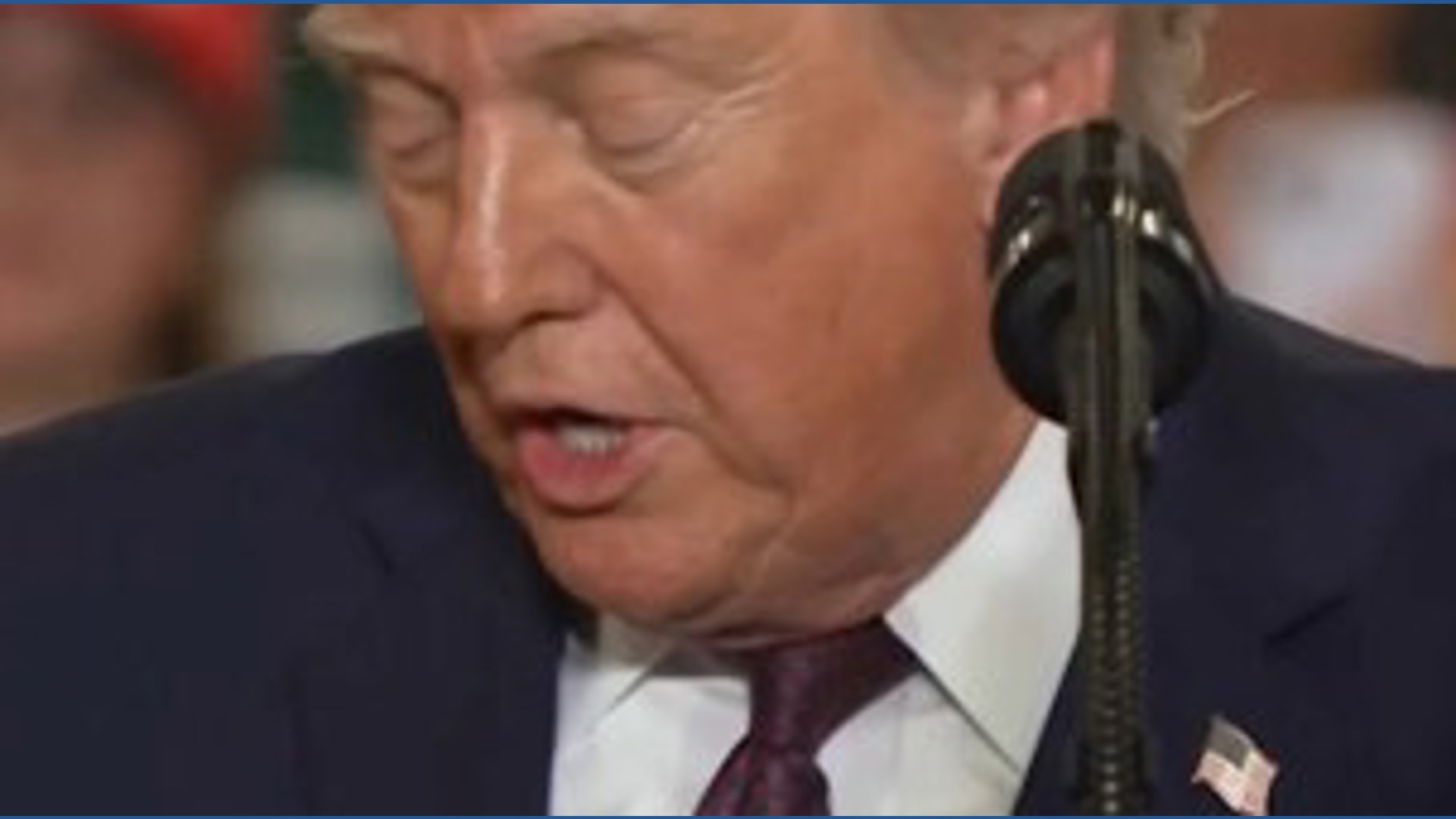 Heckler yells at President Trump during rally