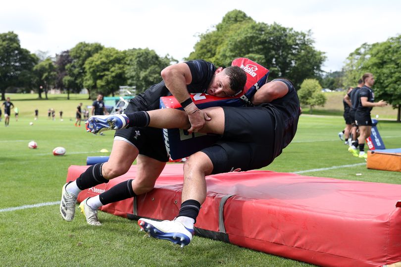 Overlooked Wales star attracts interest from France as he tops charts