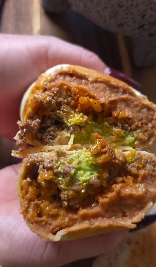 Creamy salsa verde sauce recipe for homemade burritos