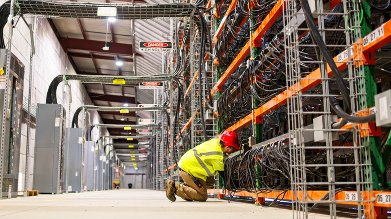 This new study shows if data centers are actually creating new jobs