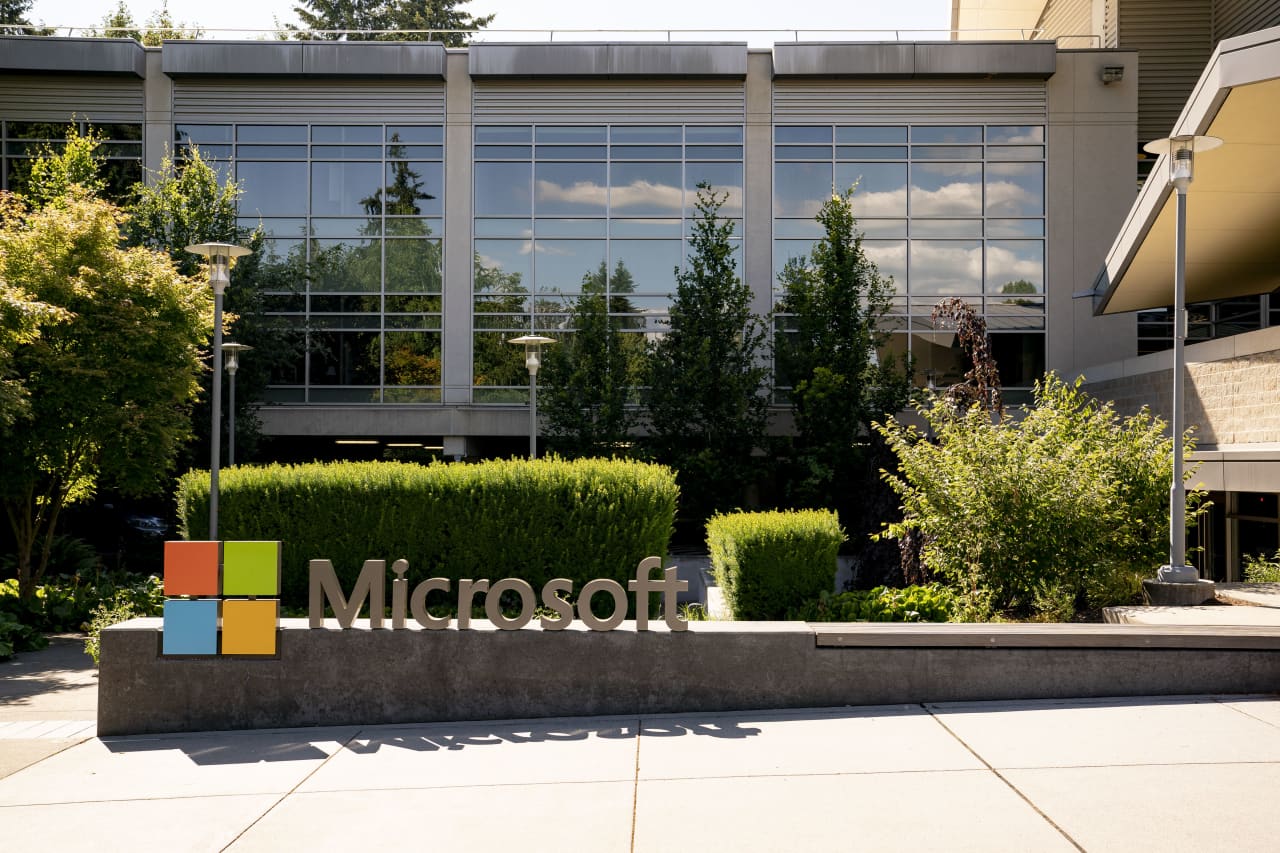 Microsoft issues new bonds, adding to AI debt spree