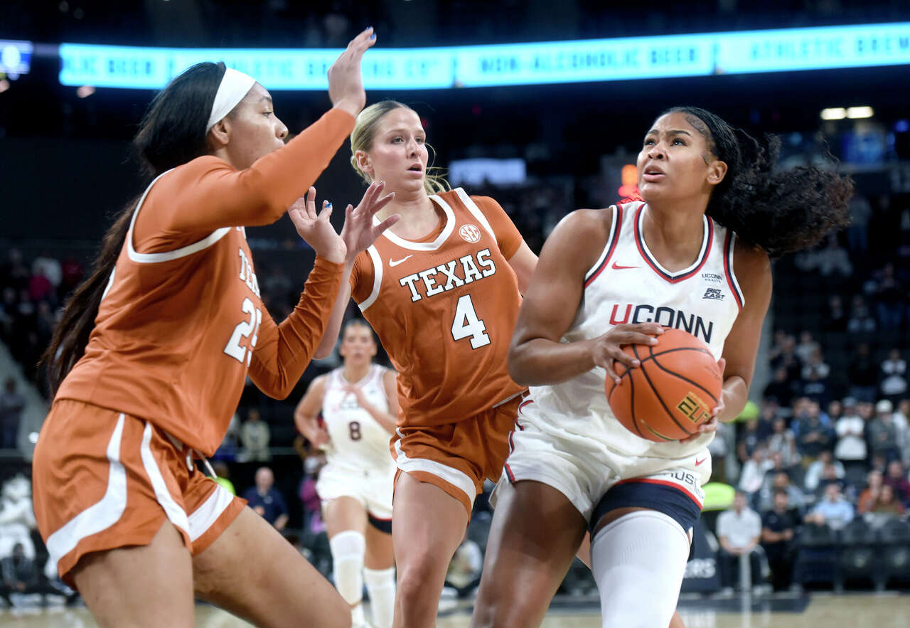 UConn women's basketball star Sarah Strong named to watch list for ...