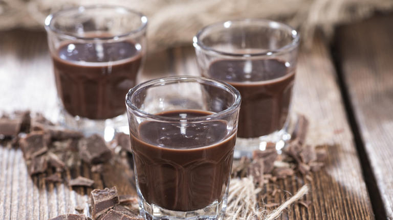 This simple 2-ingredient shot tastes like an old-school candy