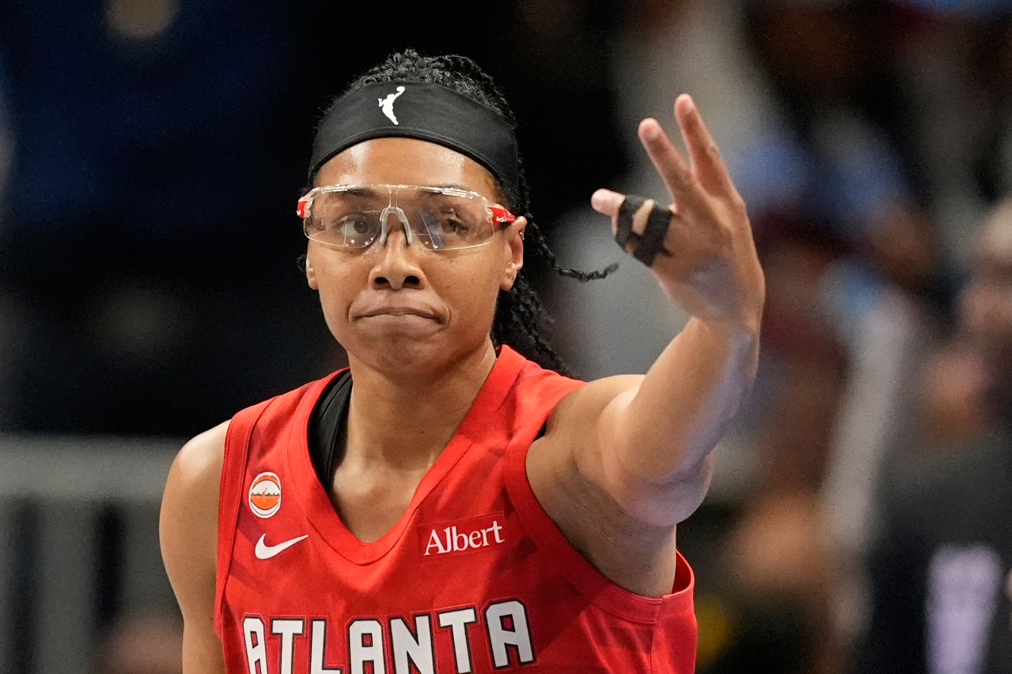 WNBA finals: Dream rediscover 3-point stroke, force Game 7 after riding dominant first half to resurgent win over Valkyries