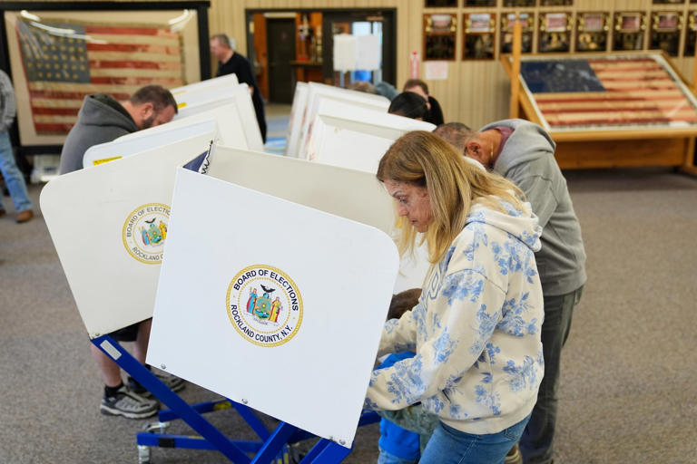 Fact focus: Misinformation about voting spreads less than a week before ...