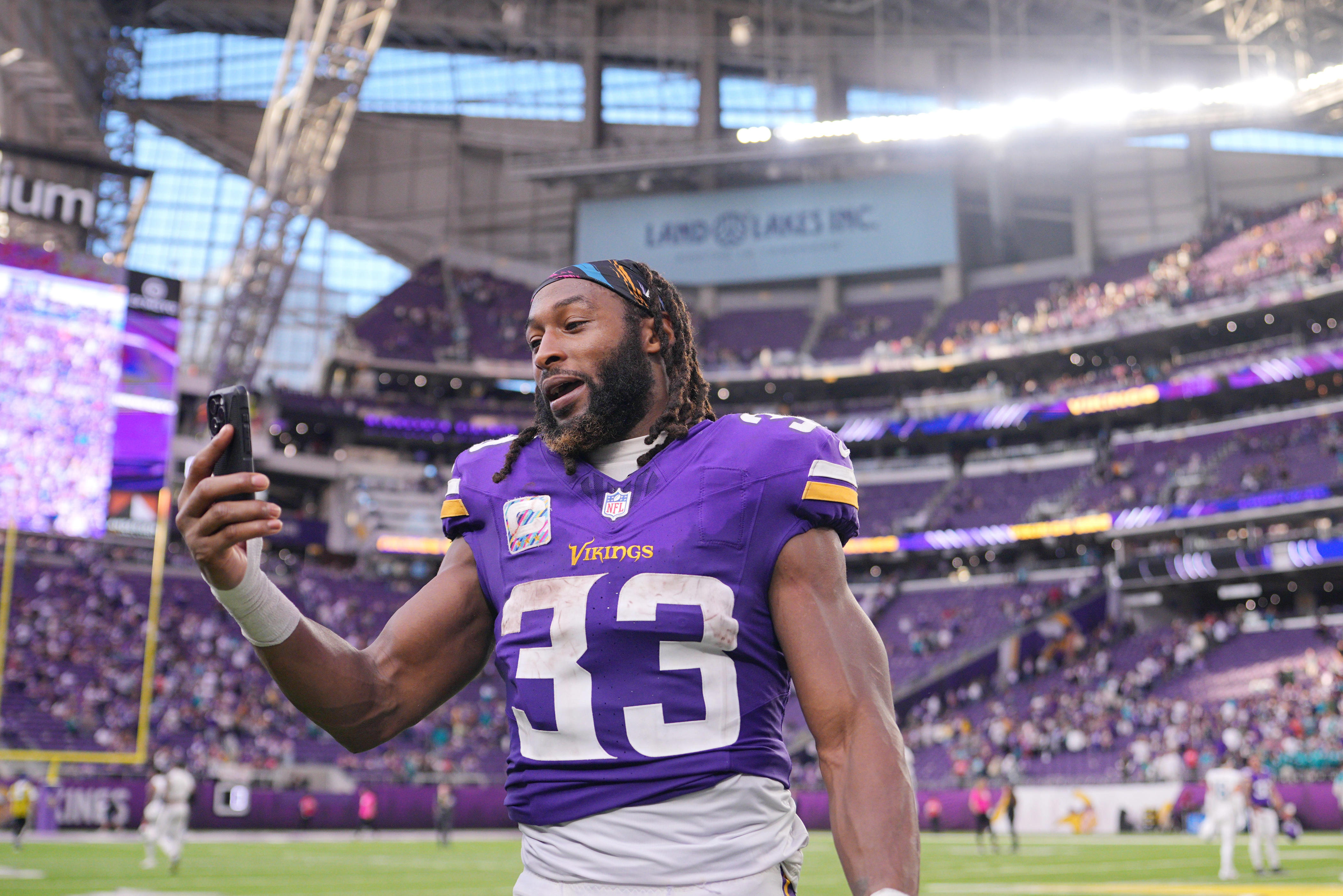 Aaron Jones a limited participant at practice