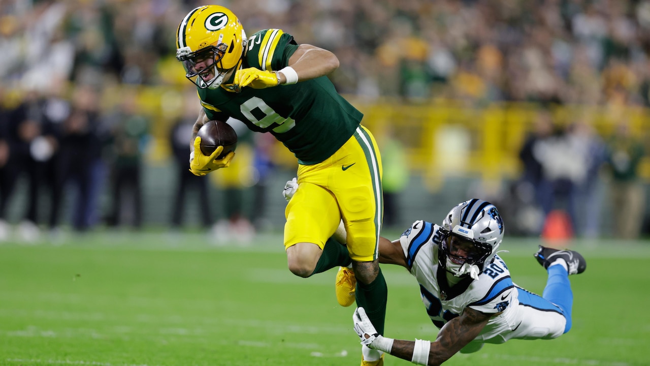 Christian Watson hospitalized after scary injury during Packers vs ...