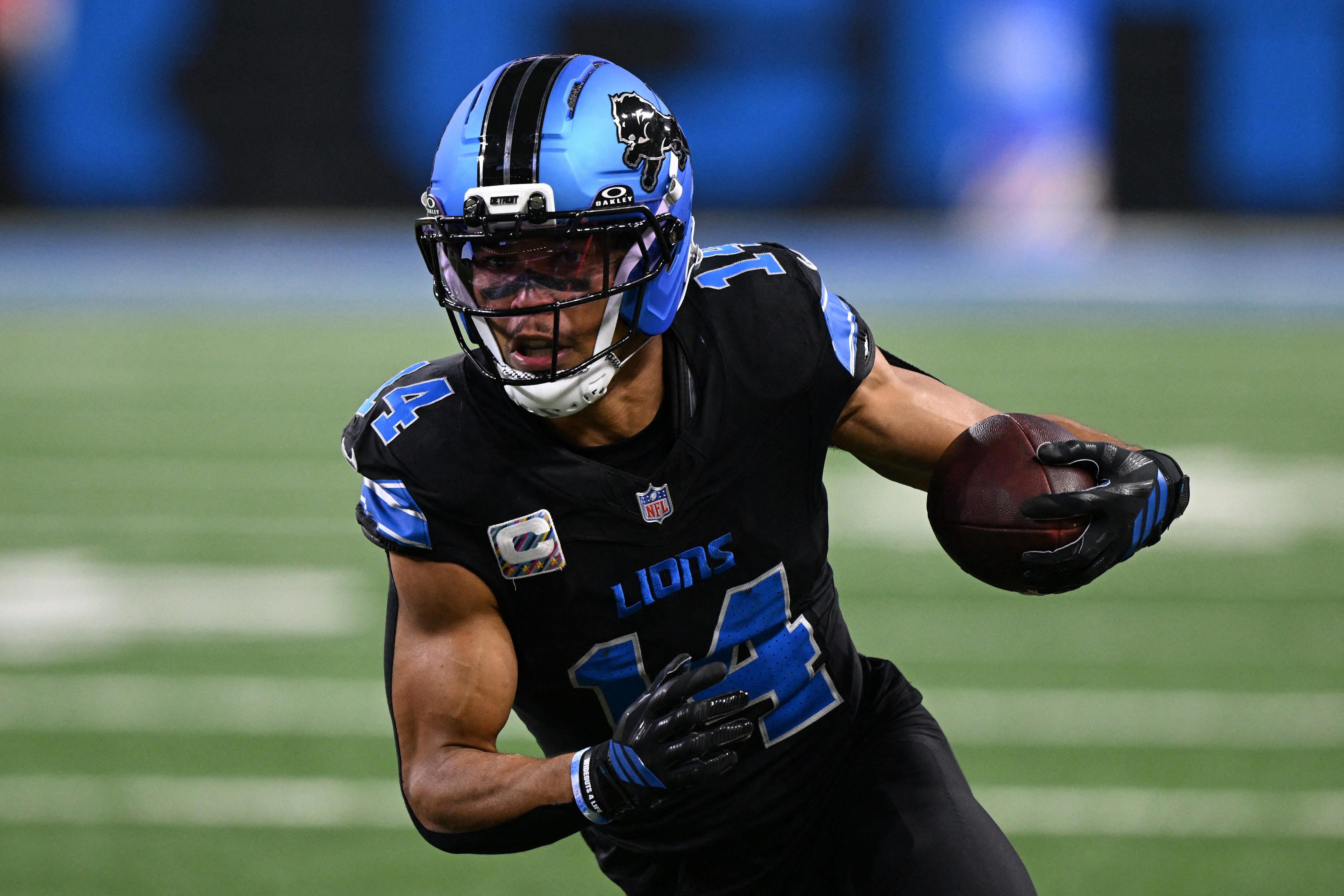Amon-Ra St. Brown upgraded to full practice