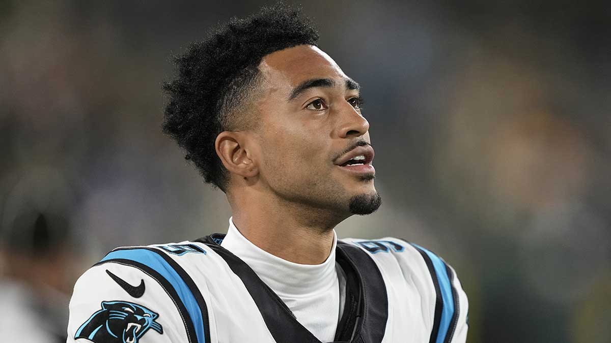 Panthers start TNF on fire by forcing kickoff fumble vs. Packers