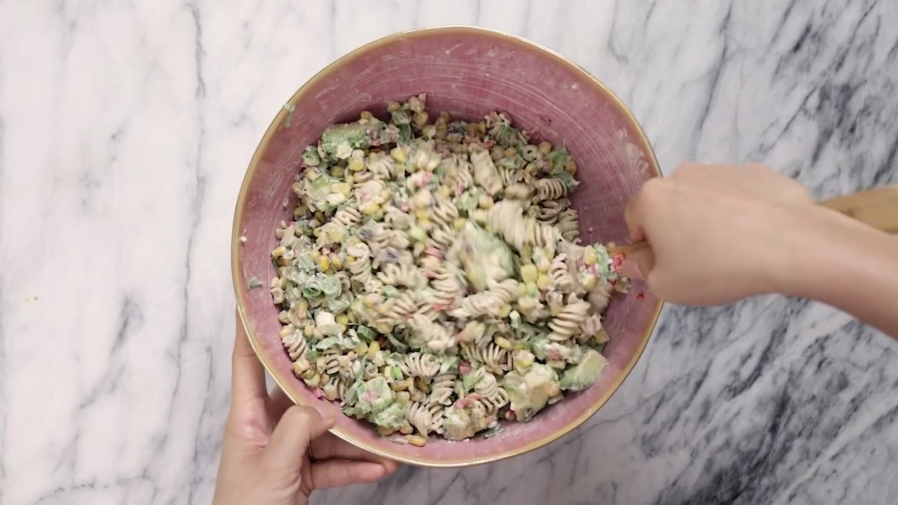 3 pasta salads that turn simple ingredients into a complete lunch