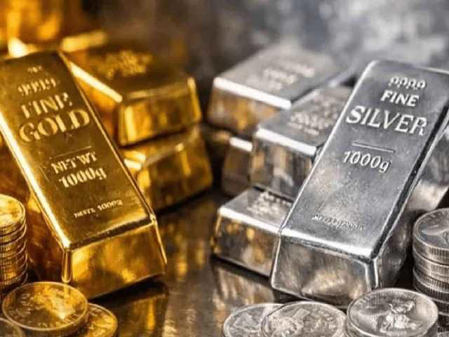 Silver plunges to ₹1.85 lakh, down ₹2.35 lakh in 9 months as experts ...