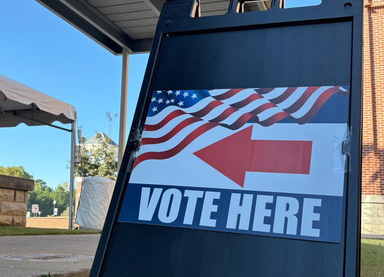 Jared Kofsky/ABC News - PHOTO: The entrance to the early voting location in Paulding County, Georgia.